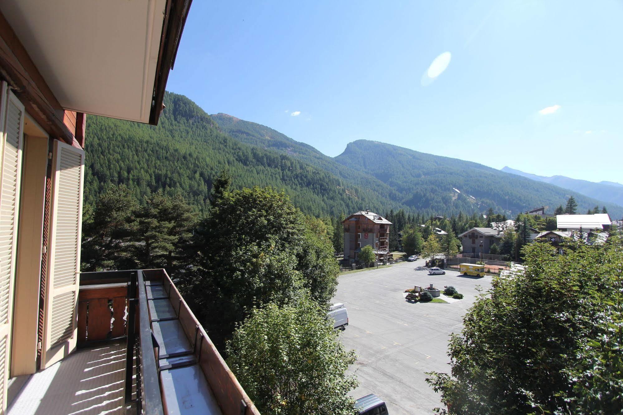 Residence Albergian Pragelato Zewnętrze zdjęcie